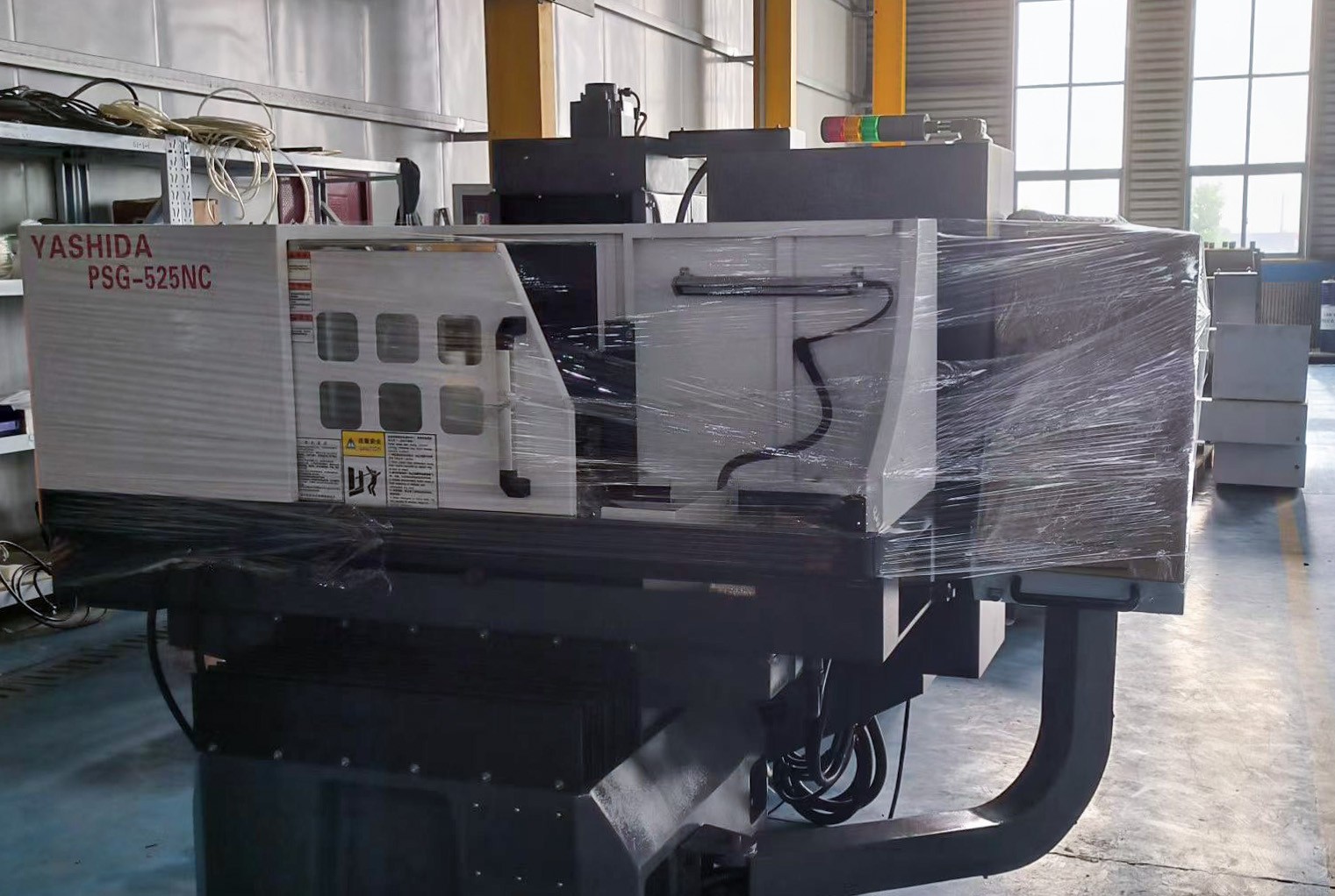 為什么要從手動(dòng)磨床進(jìn)步到高精密數(shù)控磨床